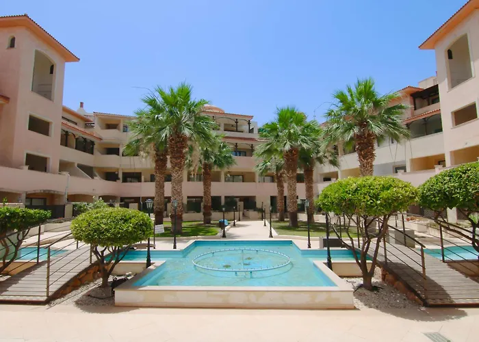 Queens Garden By Staycom Apartament Pafos