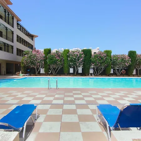 Queens Garden By Staycom Апартаменты *